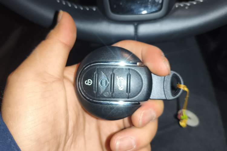 Used MINI MINI 2022 2.0T COOPER S Classic Edition