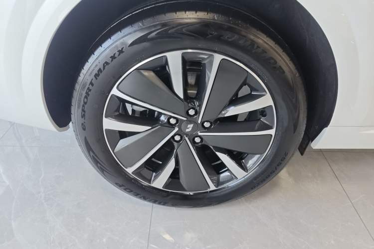 Used Li Auto L6 2025 Pro Smart Refresh Edition
