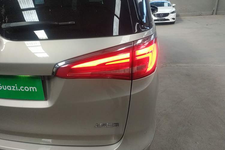 Used Buick GL8 2018 ES 28T Flagship Model China VI Standard
