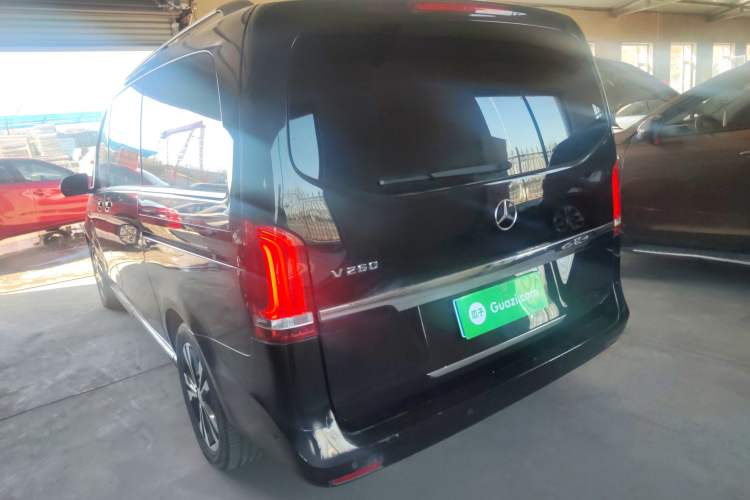 Used Mercedes-Benz V-Class 2016 V 260 Prestige Edition