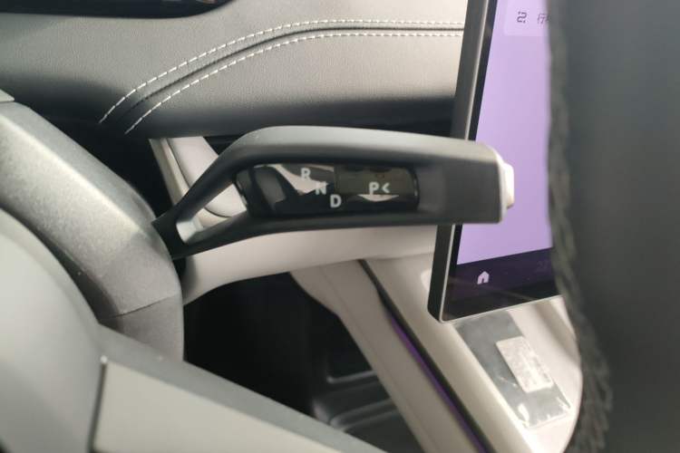 Used  SU7 2024 Rear-Drive Long-Range Intelligent Driving Version
