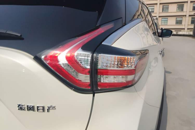 Used Nissan Murano 2021 2.5L XE Two-Wheel Drive Elite Edition
