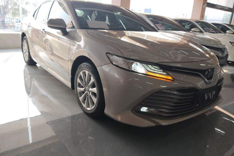 Used Toyota Camry 2019 Revised Version 2.0G Luxury Edition

