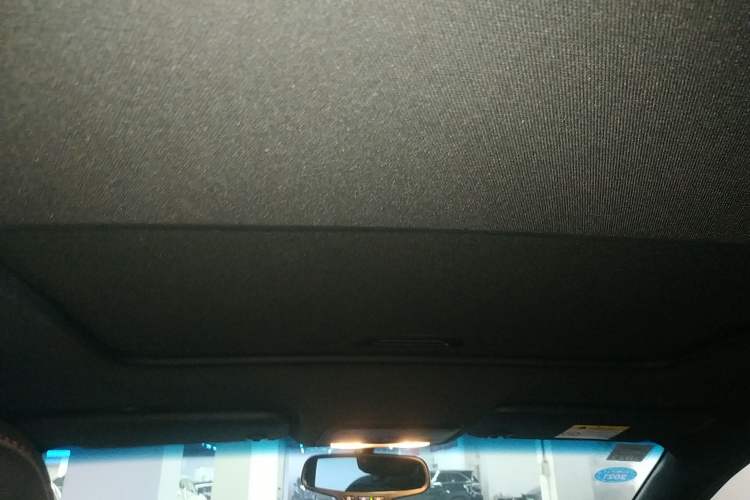 Used Chevrolet Monza 2019 RS 330T Automatic Comfort Edition China VI Standard
