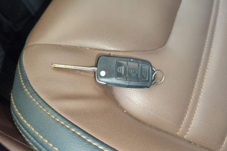 Used FORTHING SX6 2016 1.6L CVT Luxury Model