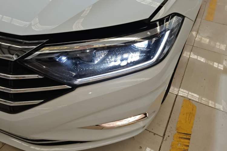 Used Volkswagen Sagitar 2020 280TSI DSG Comfort Version China VI Standard
