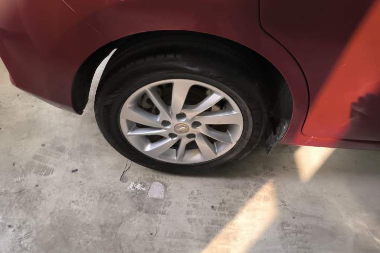 Used Nissan Tiida 2016 1.6L CVT Cool Dynamic Edition