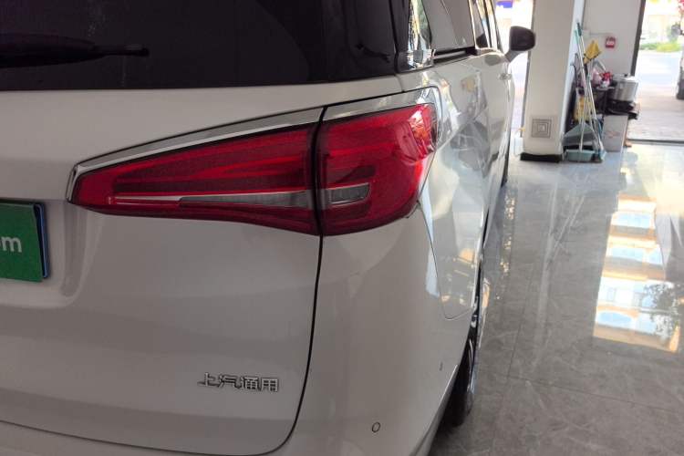 Used Buick GL8 2018 ES 28T Flagship Model China VI Standard
