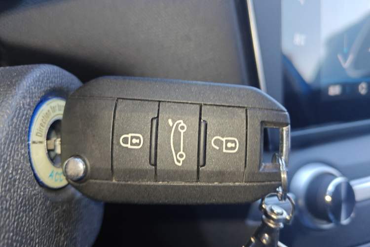 Used Peugeot 408 2019 360THP Automatic Luxury Edition China VI Standard
