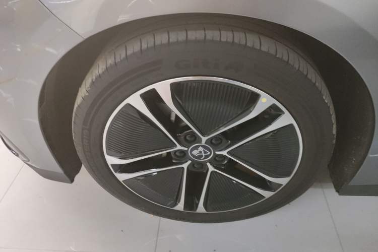 Used BYD Han 2023 EV Champion Edition 605KM Front-Drive Premium Model