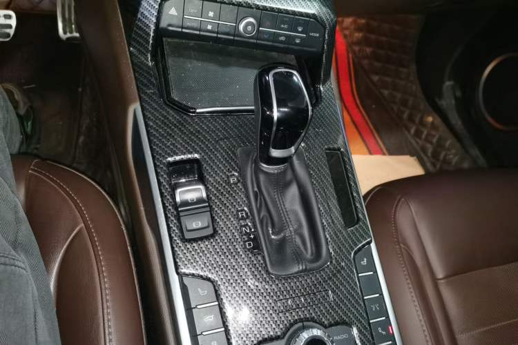 Used Wey VV7 2017 2.0T Flagship Edition
