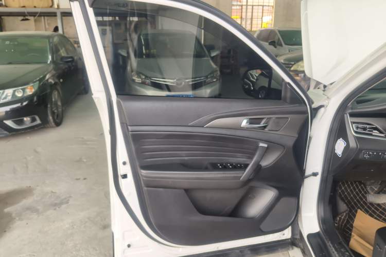 Used Changan CS35PLUS 2019 1.4T DCT CoolLink Blue Whale Edition
