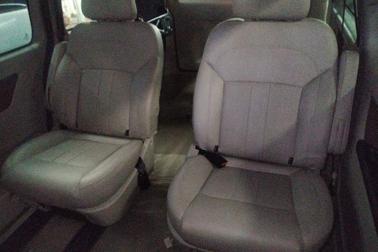 Used FORTHING Lingzhi 2018 M5L 1.6L 7-Seater Luxury Model