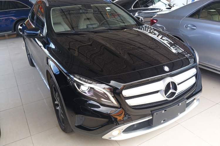 Used Mercedes-Benz GLA 2015 GLA 200 Fashion Model