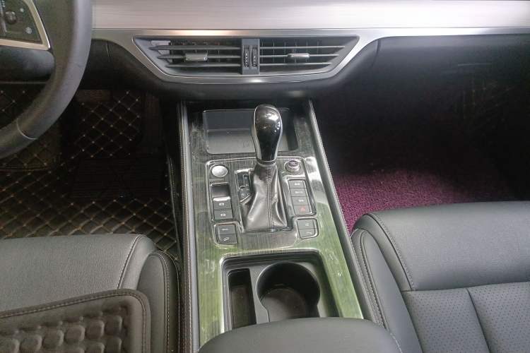 Used BYD Tang 2018 2.0T Automatic SmartConnect Prestige 7-Seater China V Standard
