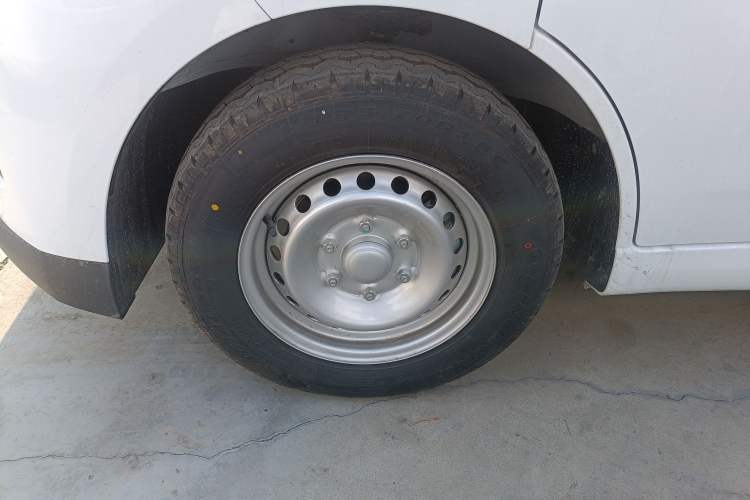 Used Wuling Yangguang 
