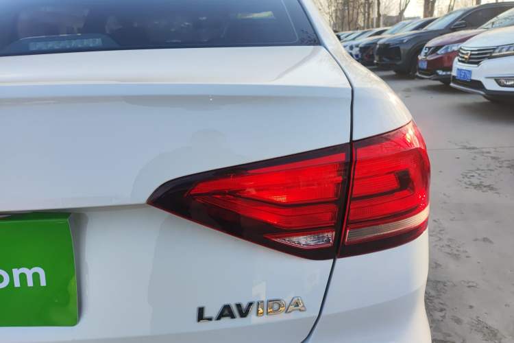 Used Volkswagen Lavida 2019 Lavida Start 1.5L Automatic Trendy Version China VI Standard