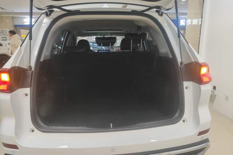 Used Haval M6 2021 PLUS 1.5T DCT Luxury Smart Connectivity Model