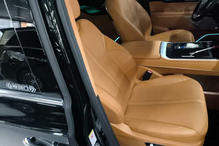 Used Wey Gaoshan 2023 Four-Wheel-Drive Executive Extended Version
