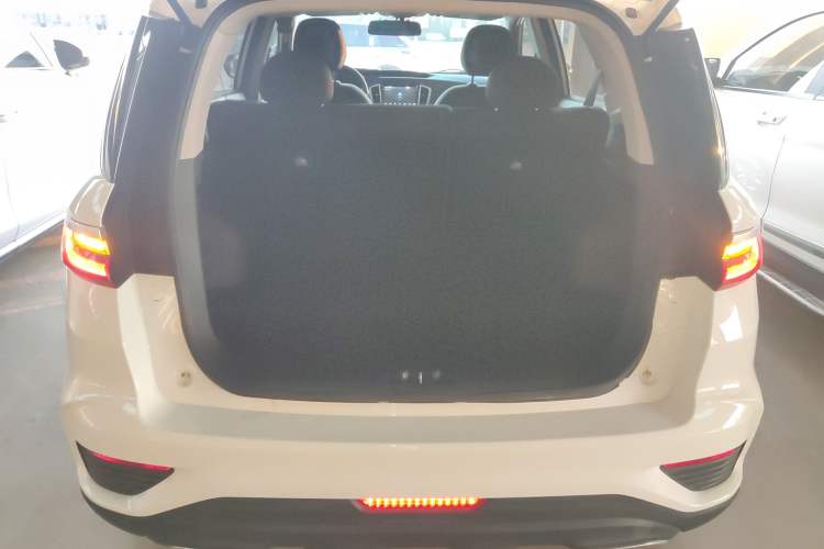 Used Geely Auto Vision X6 2020 1.4T Manual Comfort Model
