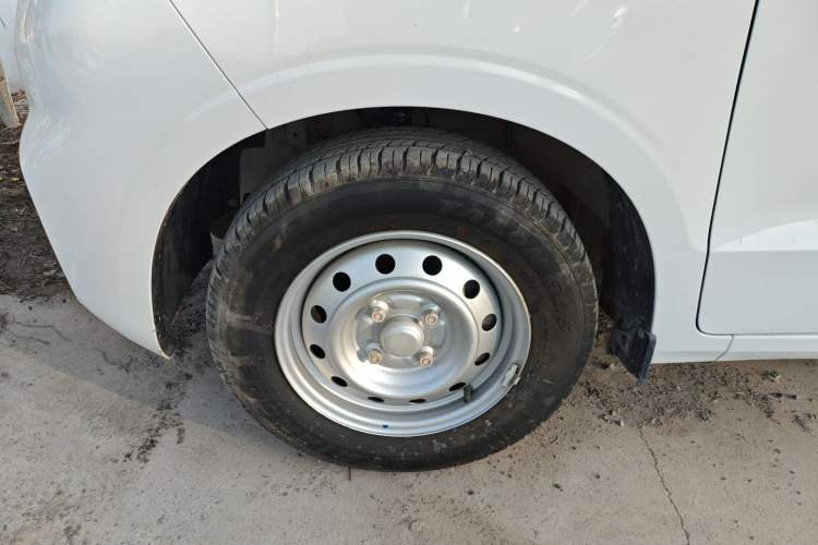 Used Wuling Hongguang V 2022 1.5L Jingqu Edition Electric-Assist LAR
