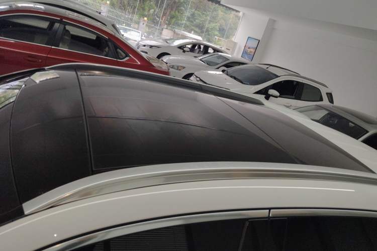 Used Mercedes-Benz GLC 2017 GLC 300 4MATIC Sport Edition
