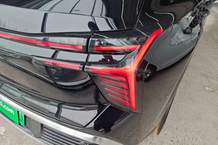 Used Hongqi HS3 PHEV 2024 PHEV 115km Jingwei Edition
