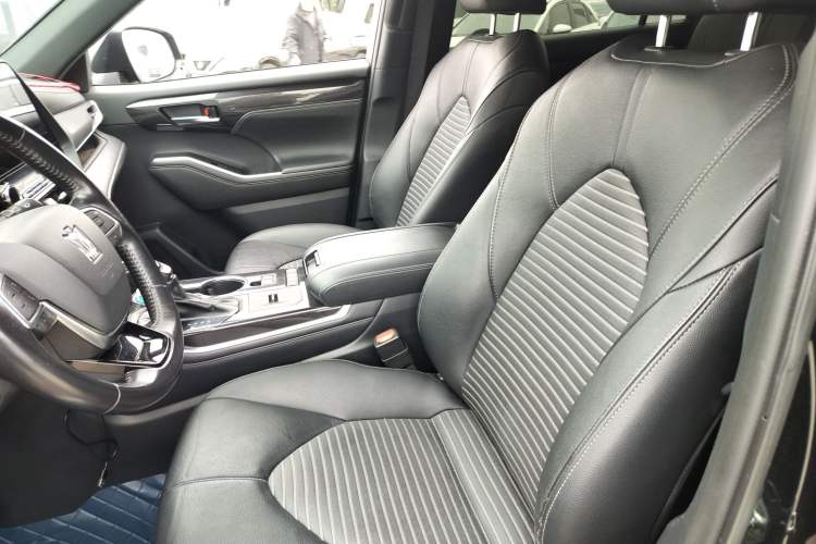 Used Toyota Crown Land Cruiser 2021 2.5L HEV Four-Wheel Drive Premium Edition
