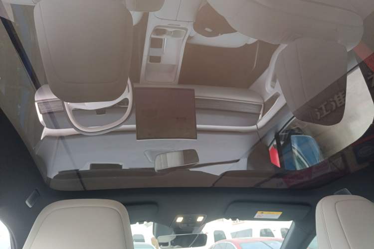 Used ONVO L60 2024 60 kWh Rear-Drive Version
