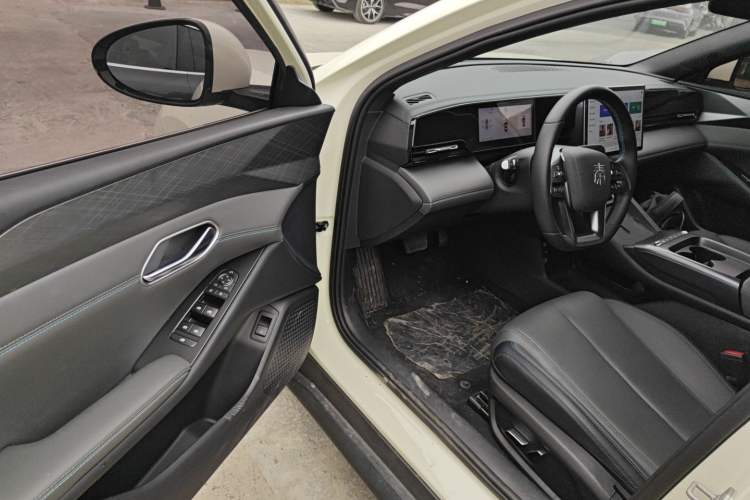 TDK.VehicleDetails.img