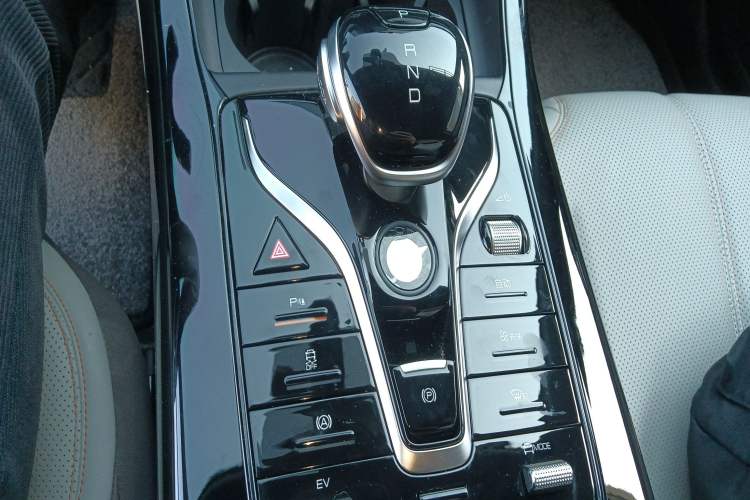 Used BYD Qin PLUS 2024 HONOR Edition DM-i 55KM Leading Model
