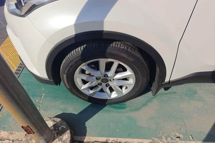 Used Toyota IZOA 2018 2.0L Yidong Edition China VI
