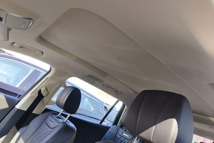 Used Hongqi HS7 PHEV 2024 2.0T PHEV Four-Wheel Drive Flagship Edition 6 Seats
