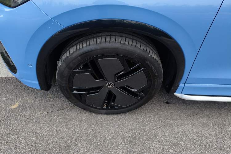 Used Volkswagen Tiguan L 2024 PRO 380TSI Four-Wheel Drive R-Line Prestige Edition
