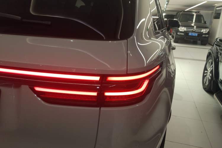 Used Li Auto ONE 2020 Extended-Range 6-Seater Version
