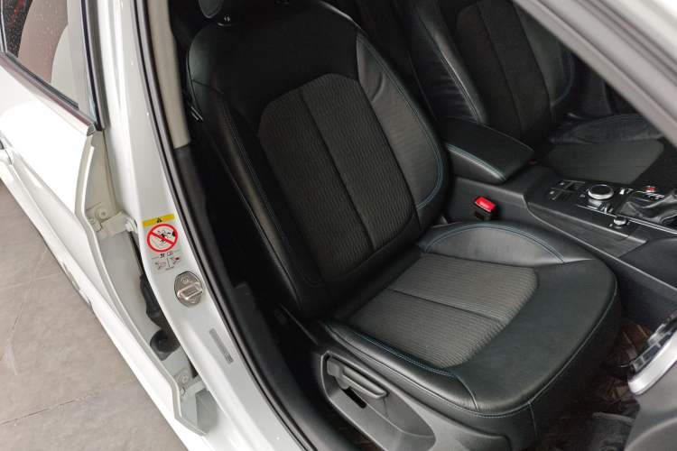 Used Audi A3 2020 Limousine 35 TFSI Fashion Edition China VI Emission Standard