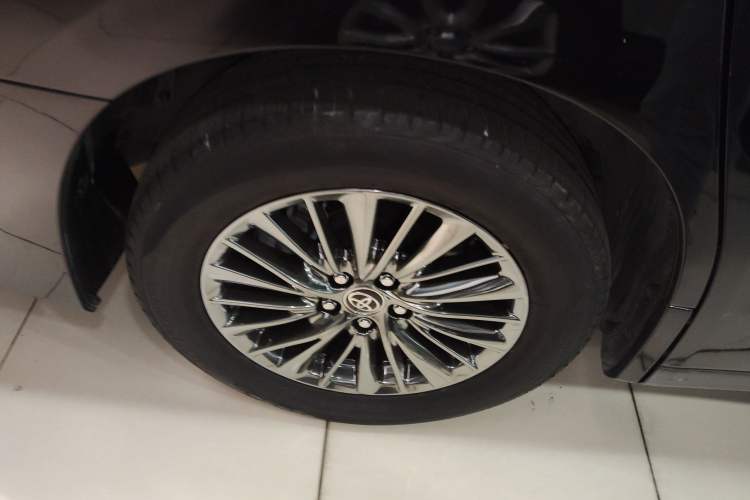 Used Toyota Vellfire 2019 Dual-Engine 2.5L HV Prestige Edition
