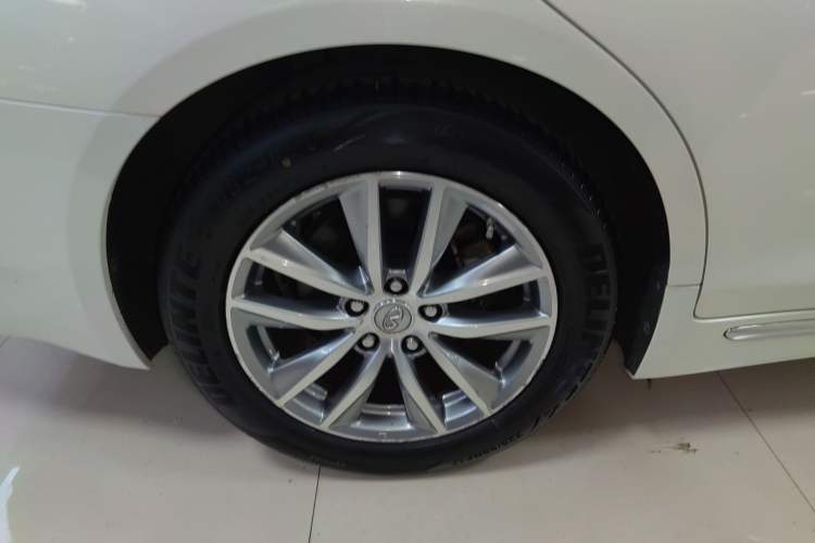 Used Infiniti Q50L 2015 2.0T Comfort Edition