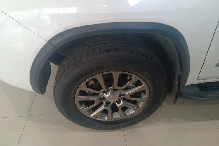 Used Toyota Fortuner 2016 2.7L Middle East Version
