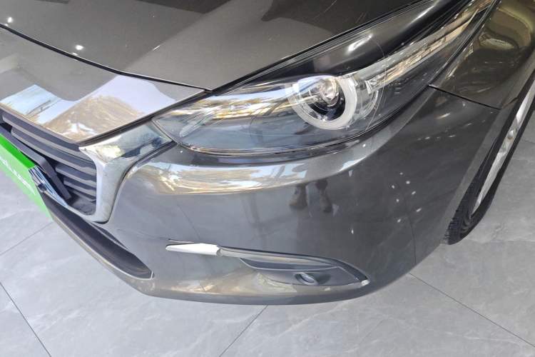 Used Mazda Mazda 3 Axela 2017 Sedan 1.5L Automatic Luxury Model Emission Standard China V
