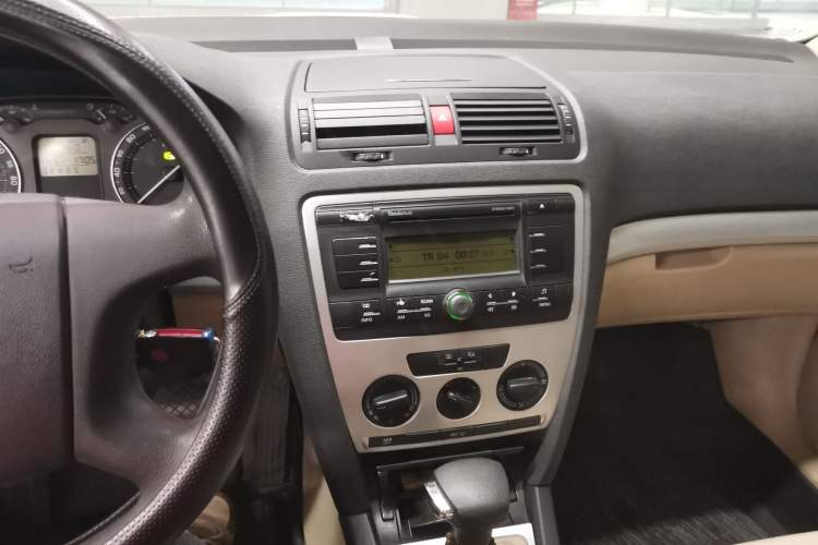 Used Skoda Octavia 2009 1.6L Automatic Elegance Edition
