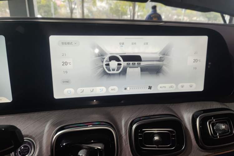 Used Chery Tiggo 9 2025 2.0T Dual-Clutch Two-Wheel Drive Luxury Edition 5 Seats