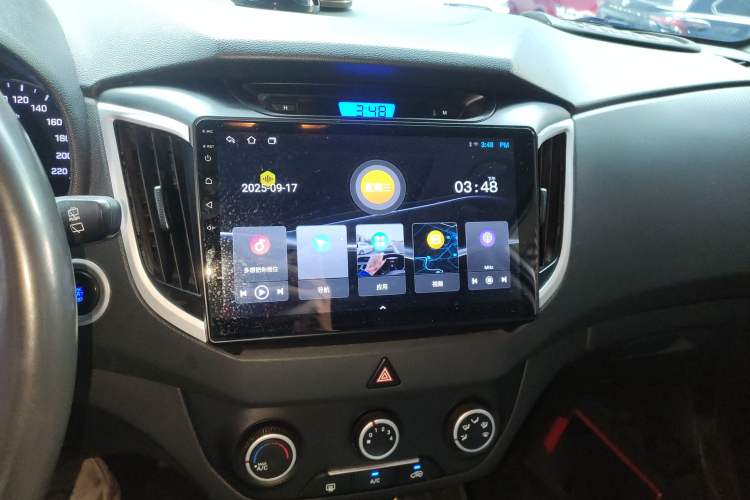 Used Hyundai ix25 2015 1.6L Automatic Two-Wheel Drive Smart GLS Trim
