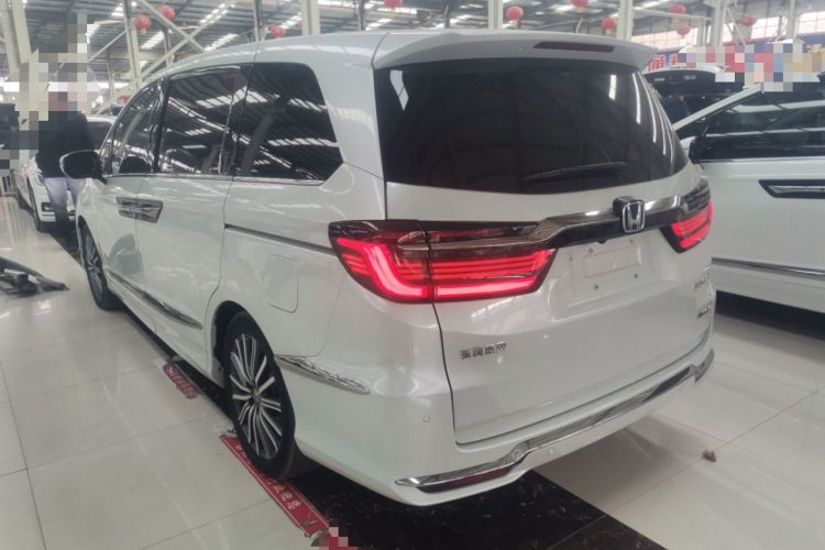 Used Honda Elysion 2024 2.0L eHEV Luxury Edition
