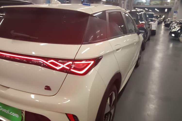 Used BYD Dolphin 2023 420 km Free Version
