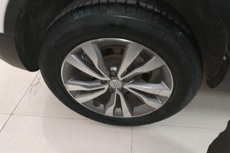 Used Geely Auto Emgrand X7 Sport 2016 1.8TD Automatic ZhiShang Model
