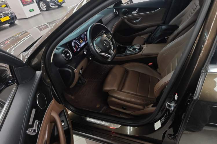 Used Mercedes-Benz E-Class 2018 Facelift E 200 L Sport Edition