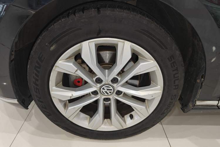 Used Volkswagen Magotan 2018 Facelift 330TSI DSG Luxury Model
