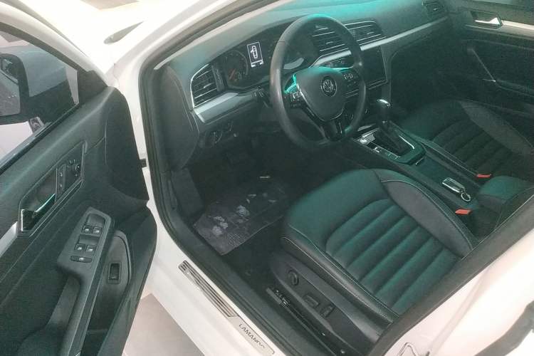 Used Volkswagen Lamando 2019 280TSI DSG Comfort Edition China VI standard