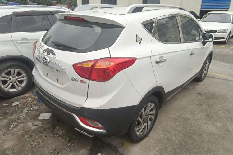 Used  Refine S3 2016 1.5L Manual Luxury Model
